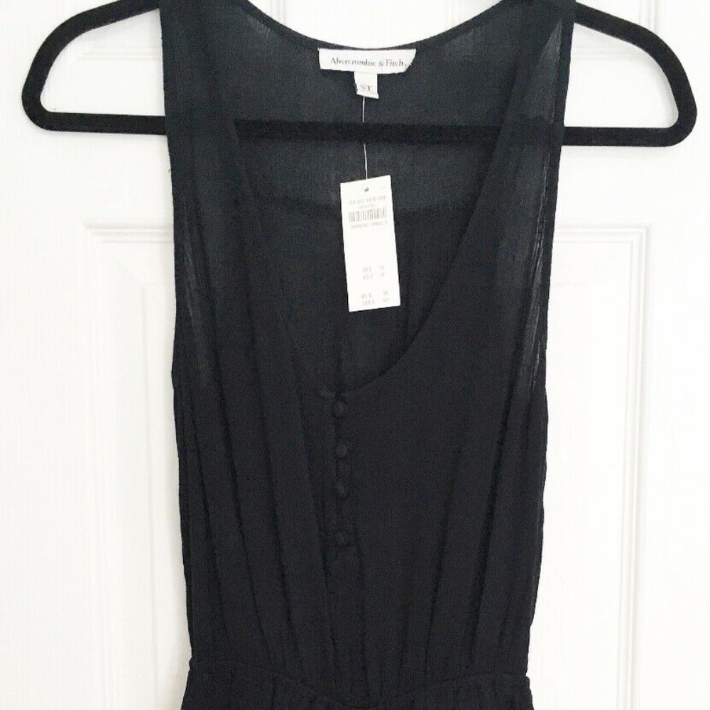 NWT Abercrombie & Fitch Black Sleeveless Romper-ST